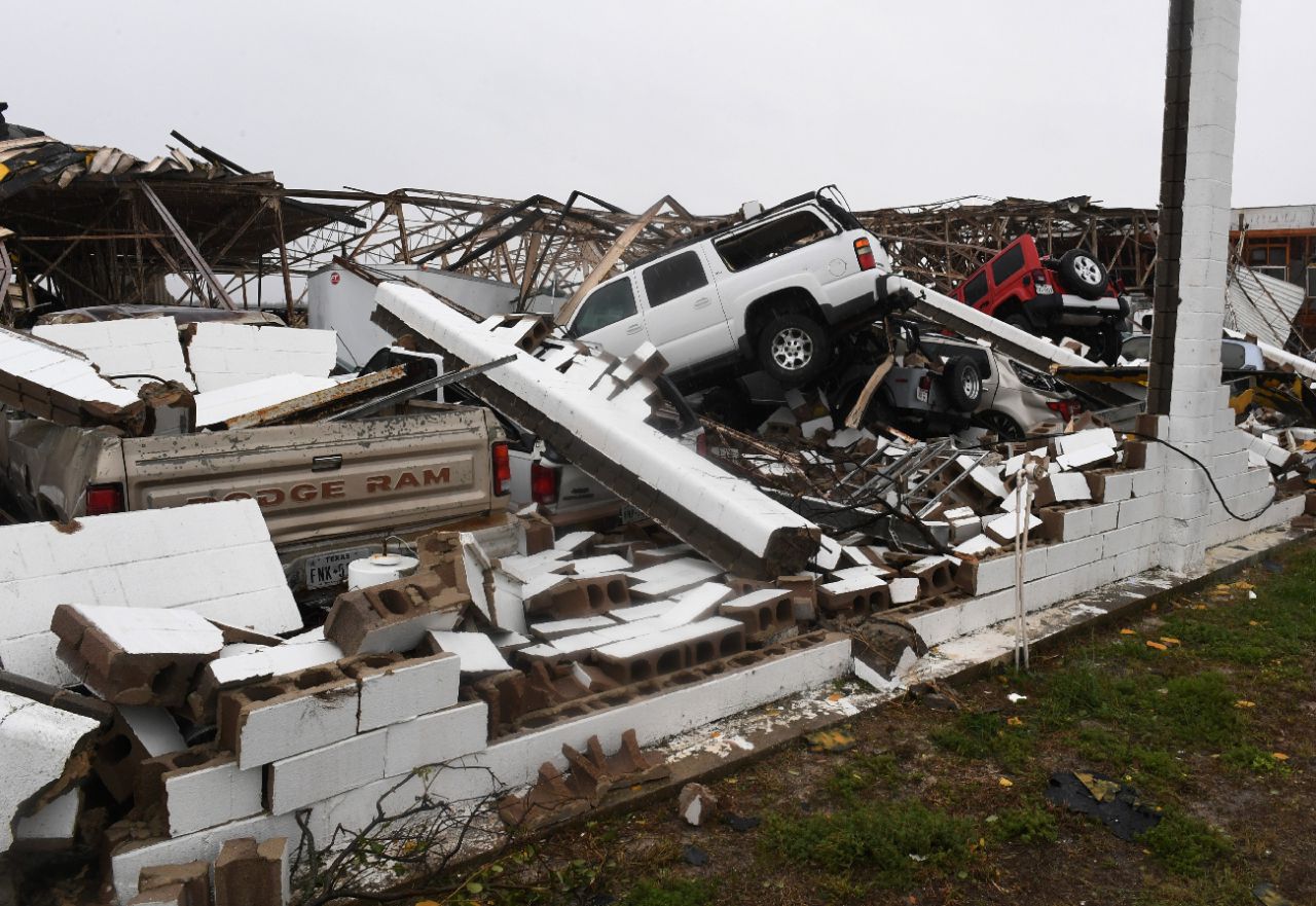 Ouragan Harvey au Texas : au moins deux décès et de graves inondations en cours