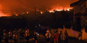 Le Portugal toujours en proie aux flammes