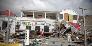 Irma : le gouvernement veut éteindre la polémique sur sa gestion de l'ouragan