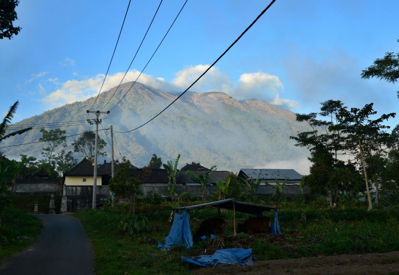 Risque d'éruption à Bali : l'Indonésie décrète l'état d'alerte maximale