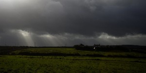 Alerte rouge en Irlande en attendant la tempête Ophelia 