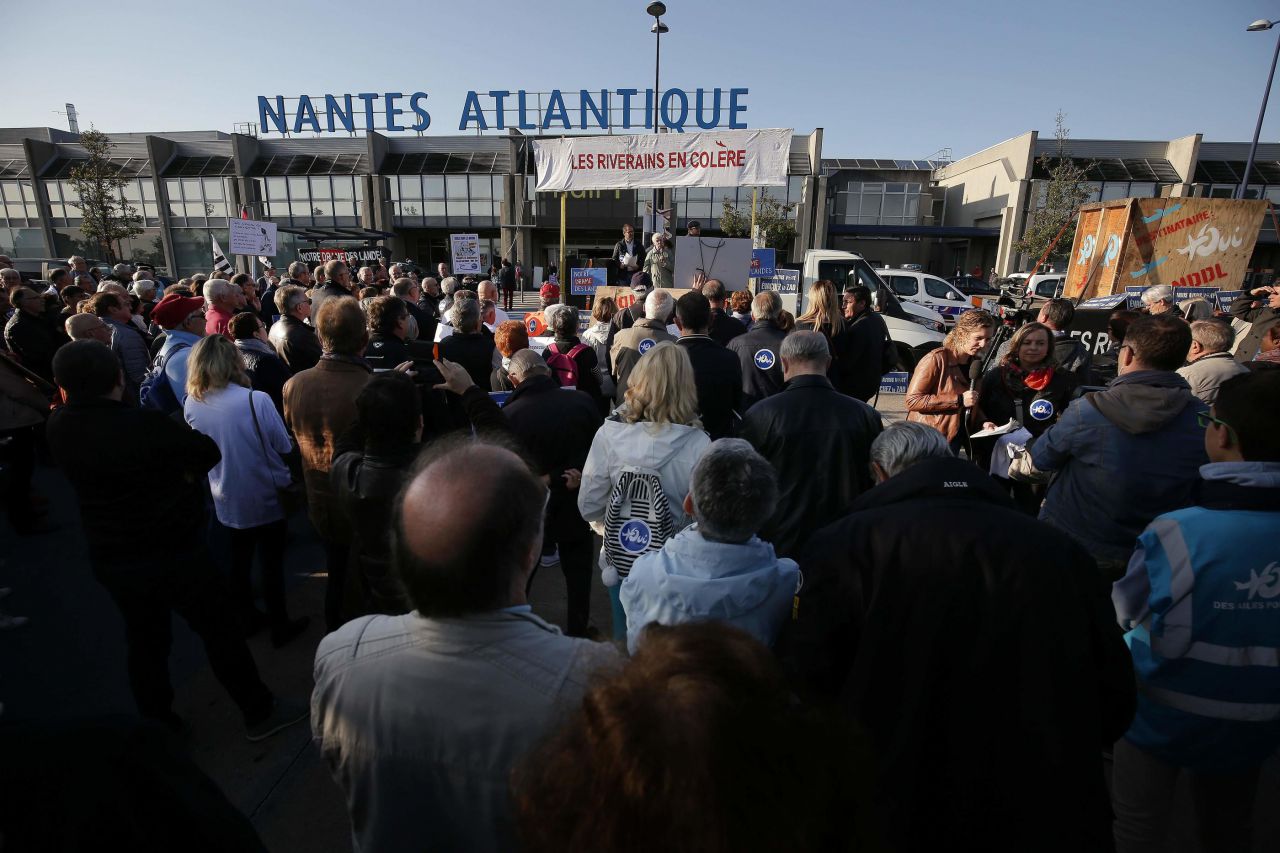 Notre-Dame-des-Landes : les partisans de l’aéroport crient leur impatience