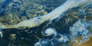 L'ouragan Ophelia se rappproche de l'Europe : quelles sont les prévisions ? 