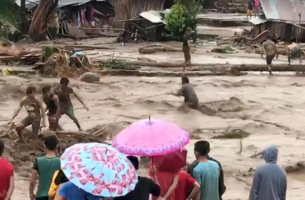 Tempête aux Philippines : au moins 133 morts, des dizaines de disparus