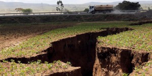 Les images spectaculaires d’une faille au Kenya creusent un fossé entre les géologues