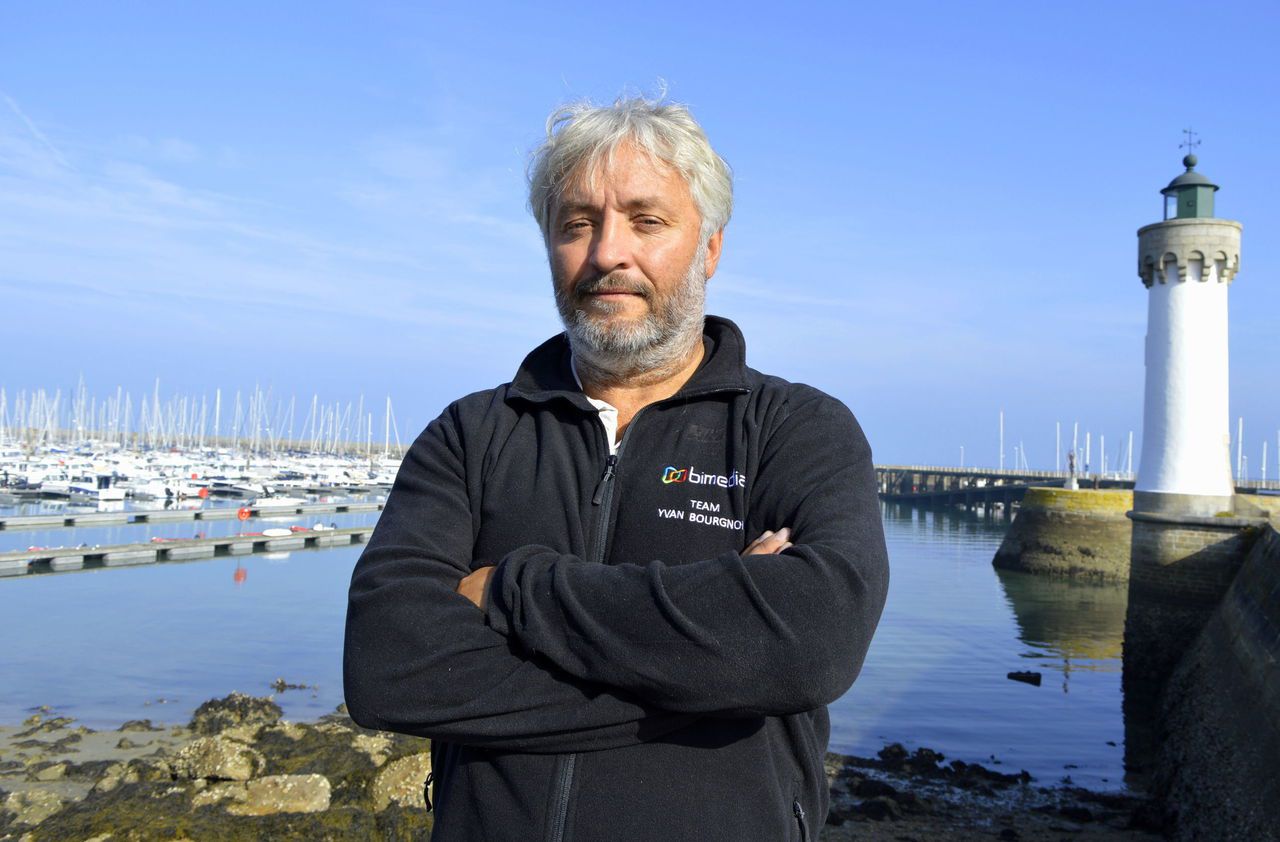Pollution : le navigateur Yvan Bourgnon invente le bateau nettoyeur des mers