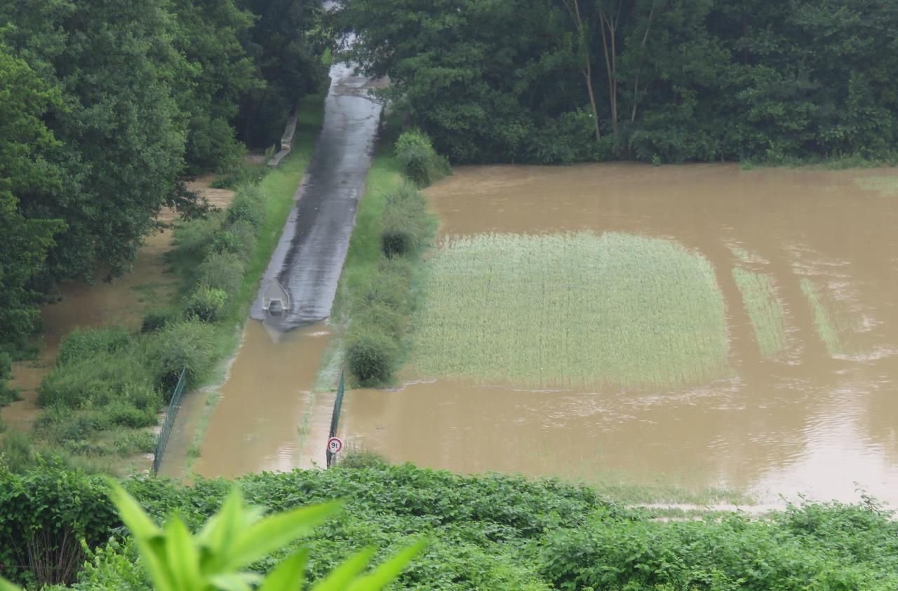 Orages  : «En Ile-de-France, une intensité de pluies digne des tropiques»