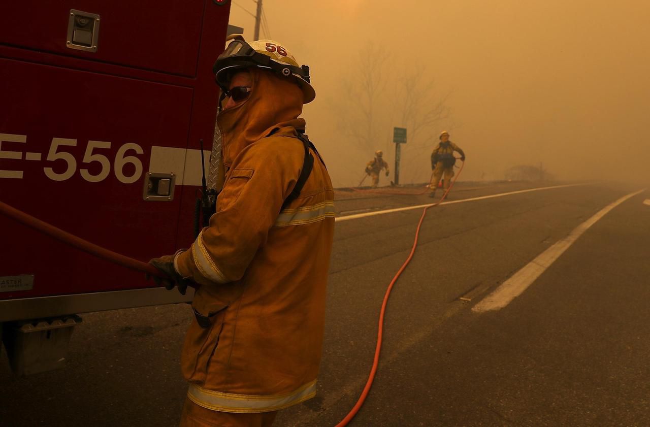 Californie : deux pompiers tués en luttant contre l’incendie «Carr»