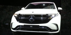 Automobile : les marques allemandes se mettent aux voitures de luxe électriques