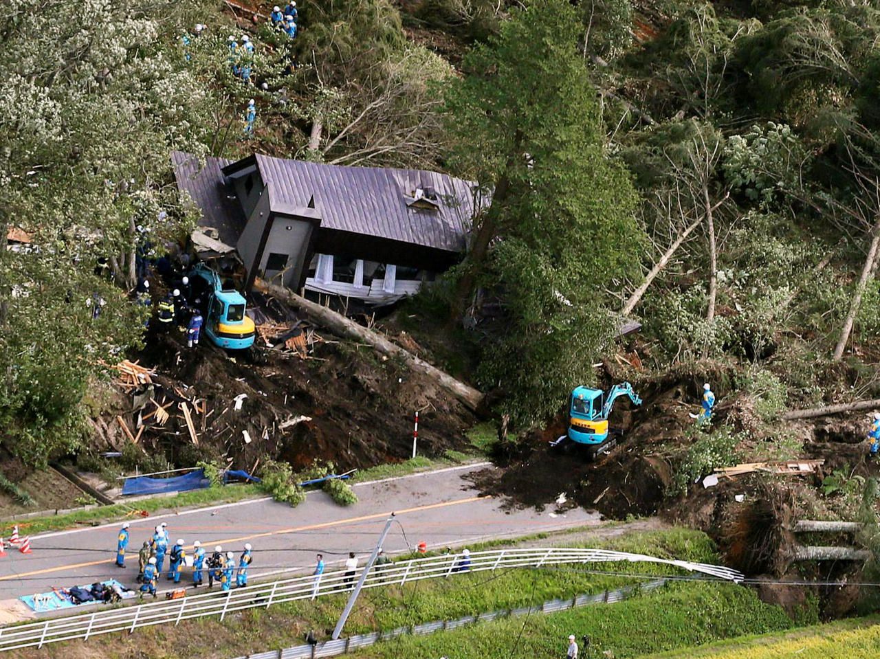 EN IMAGES. Après le typhon Jebi, le Japon meurtri par un séisme