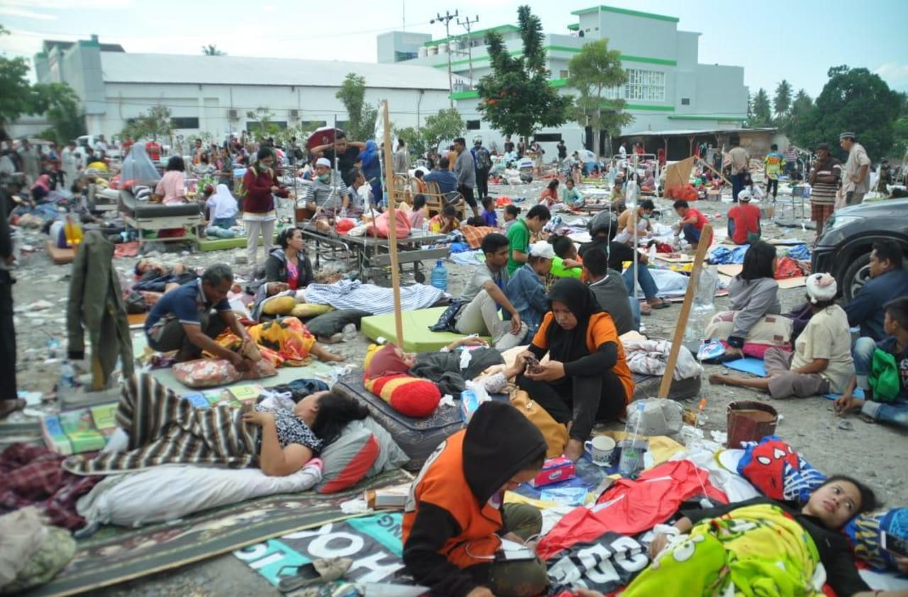 Séisme et tsunami en Indonésie : au moins 48 morts et des centaines de blessés