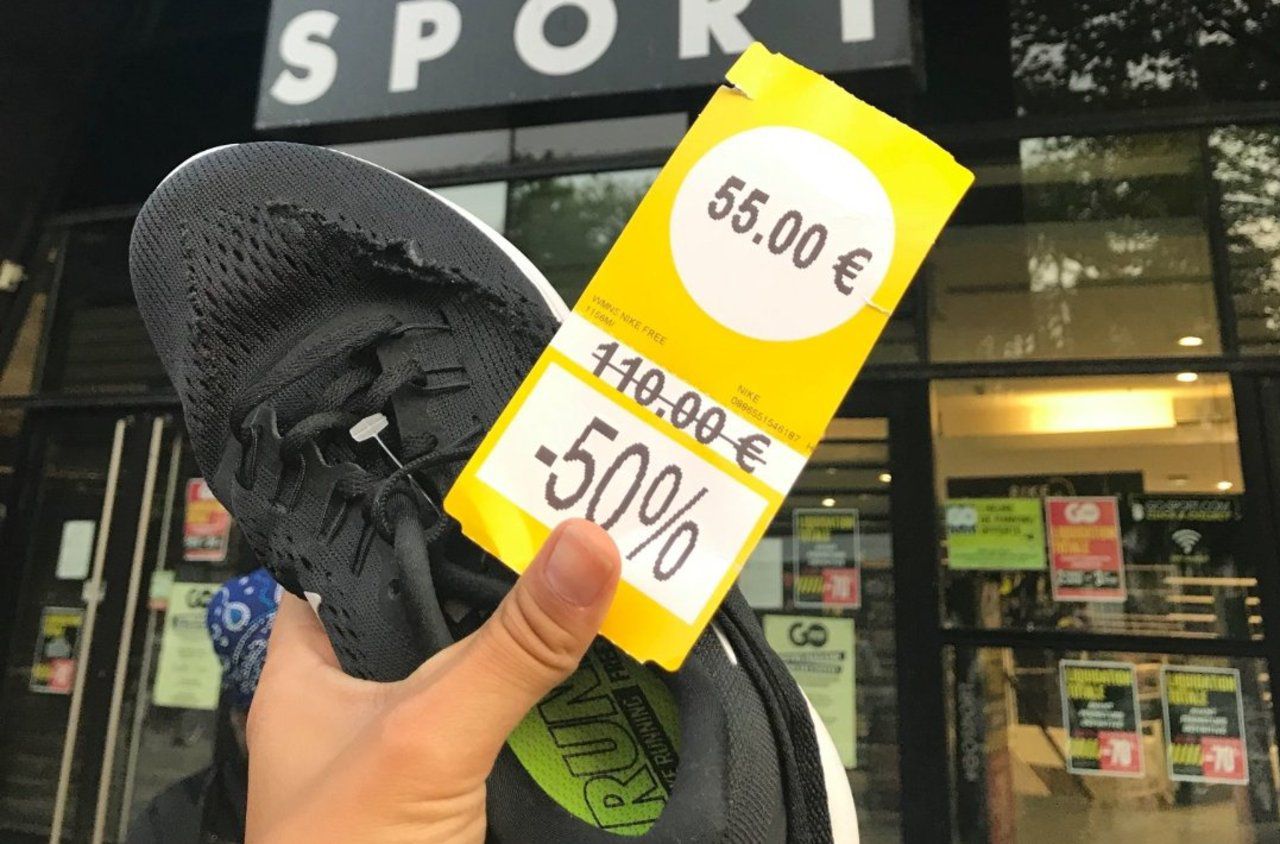Gaspillage : un magasin Go Sport s’excuse après avoir lacéré et jeté des chaussures invendues