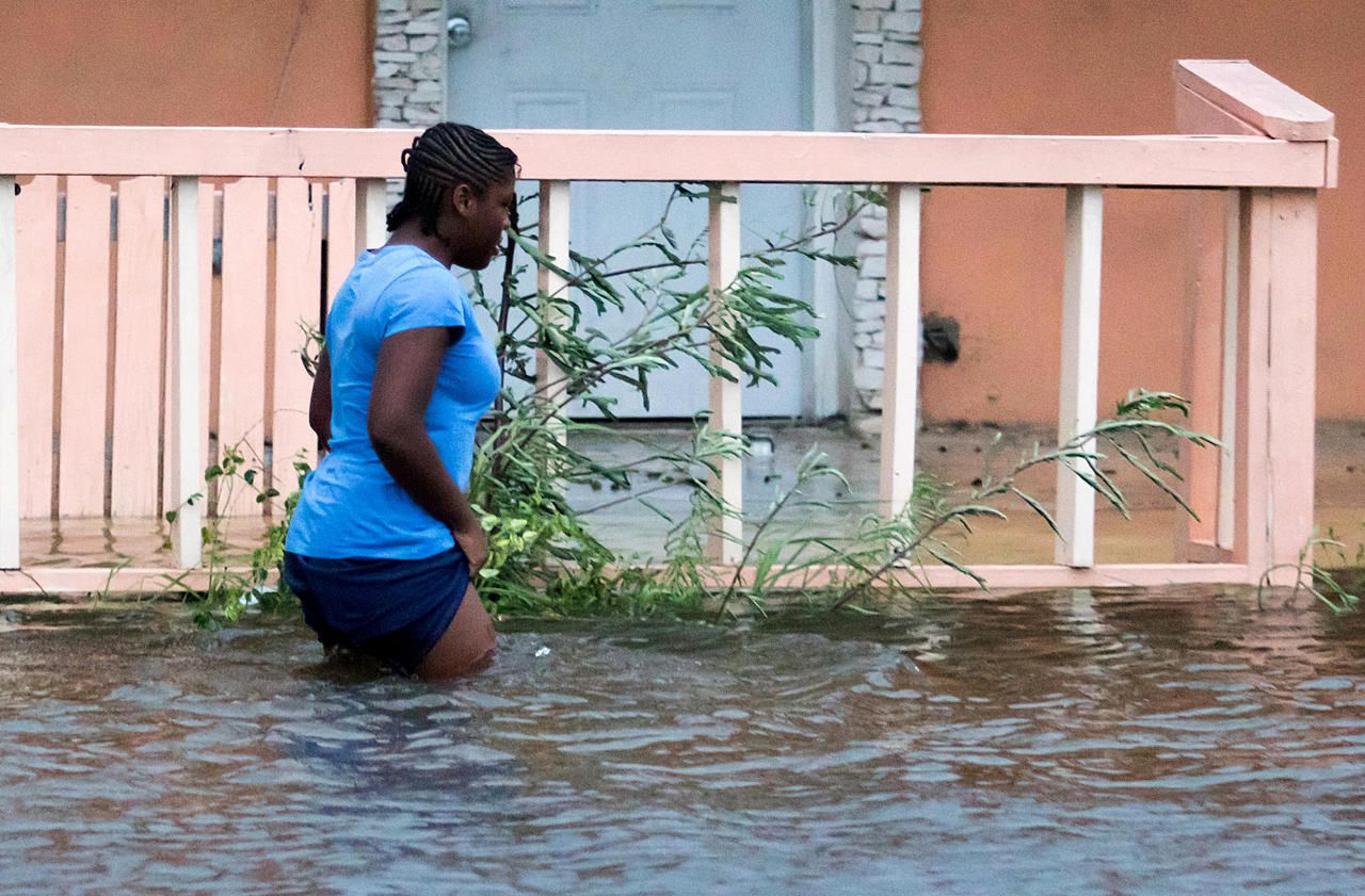 L’ouragan Dorian a dévasté les Bahamas et faiblit à l’approche des côtes américaines