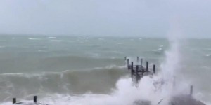 Le puissant ouragan Dorian s’abat sur les Bahamas