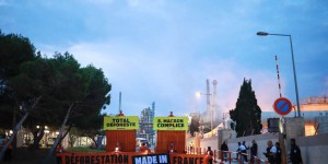 Déforestation : Greenpeace bloque la bioraffinerie de Total à La Mède