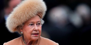 La reine Elizabeth II ne veut plus de nouvelles fourrures