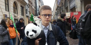 Ecologie : en Normandie, Lény, 13 ans, lutte contre les dépôts de déchets sauvages