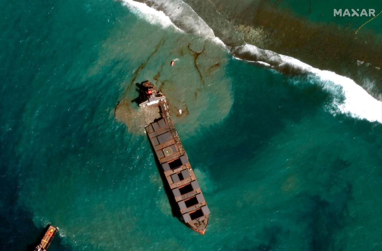 Marée noire à l’île Maurice : le capitaine du navire a été arrêté
