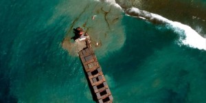 Marée noire à l’île Maurice : le capitaine du navire a été arrêté