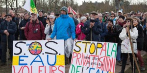 Deux-Sèvres : les anti-bassines manifestent contre «le pillage et la privatisation de l’eau»