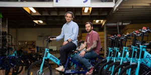 Des vélos à deux places en libre-service dès ce lundi : Grenoble teste le «covélotage»