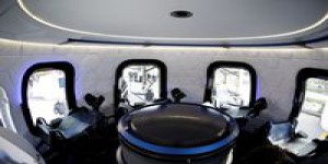 EN IMAGES. New Shepard, le vaisseau de tourisme spatial de Blue Origin et Bezos