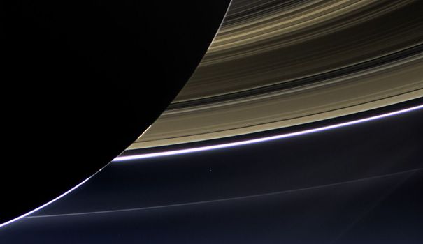 EN IMAGES. Saturne, ses anneaux, ses lunes: les plus belles photos de Cassini