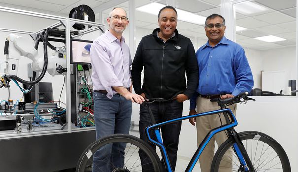 Ce vélo carbone est imprimé en 3D