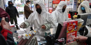 Virus chinois : pourquoi l'OMS n'a pas décrété immédiatement l'alerte internationale?