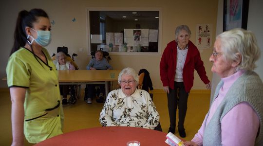 Seniors: 'Même dans cette situation, la discrimination par l'âge est intolérable'
