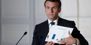 Covid-19 : pourquoi Emmanuel Macron a à la fois perdu et gagné son pari