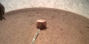 Sur Mars, le sismomètre SEIS dans les starting-blocks