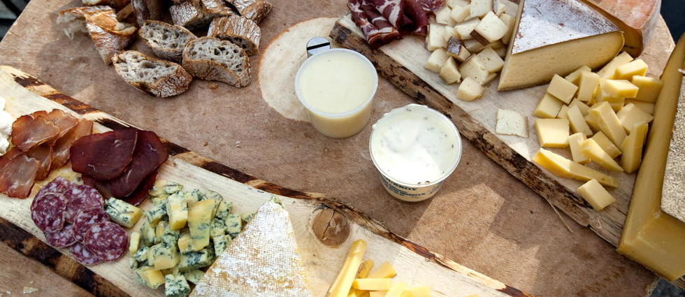 Huile, charcuterie, fromage… Quel gras consommer cet été ?