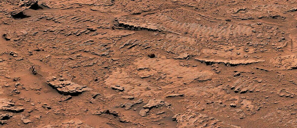 Curiosity découvre de mystérieuses empreintes de vagues sur Mars