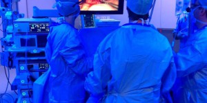 Laparoscopie 3D: le CHN est le premier du pays à s’équiper