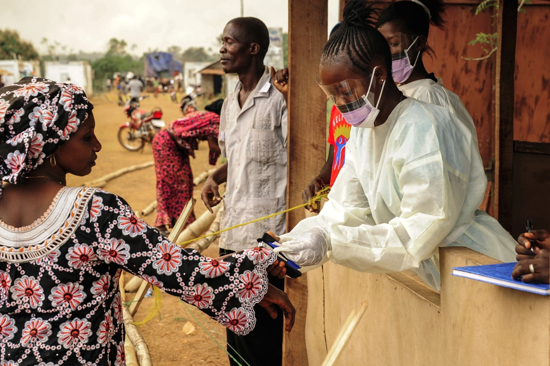 Ebola : un premier vaccin efficace à 100 %, selon un essai sur le terrain 