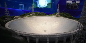 FAST, le plus grand radiotélescope du monde est entré en service ce dimanche  