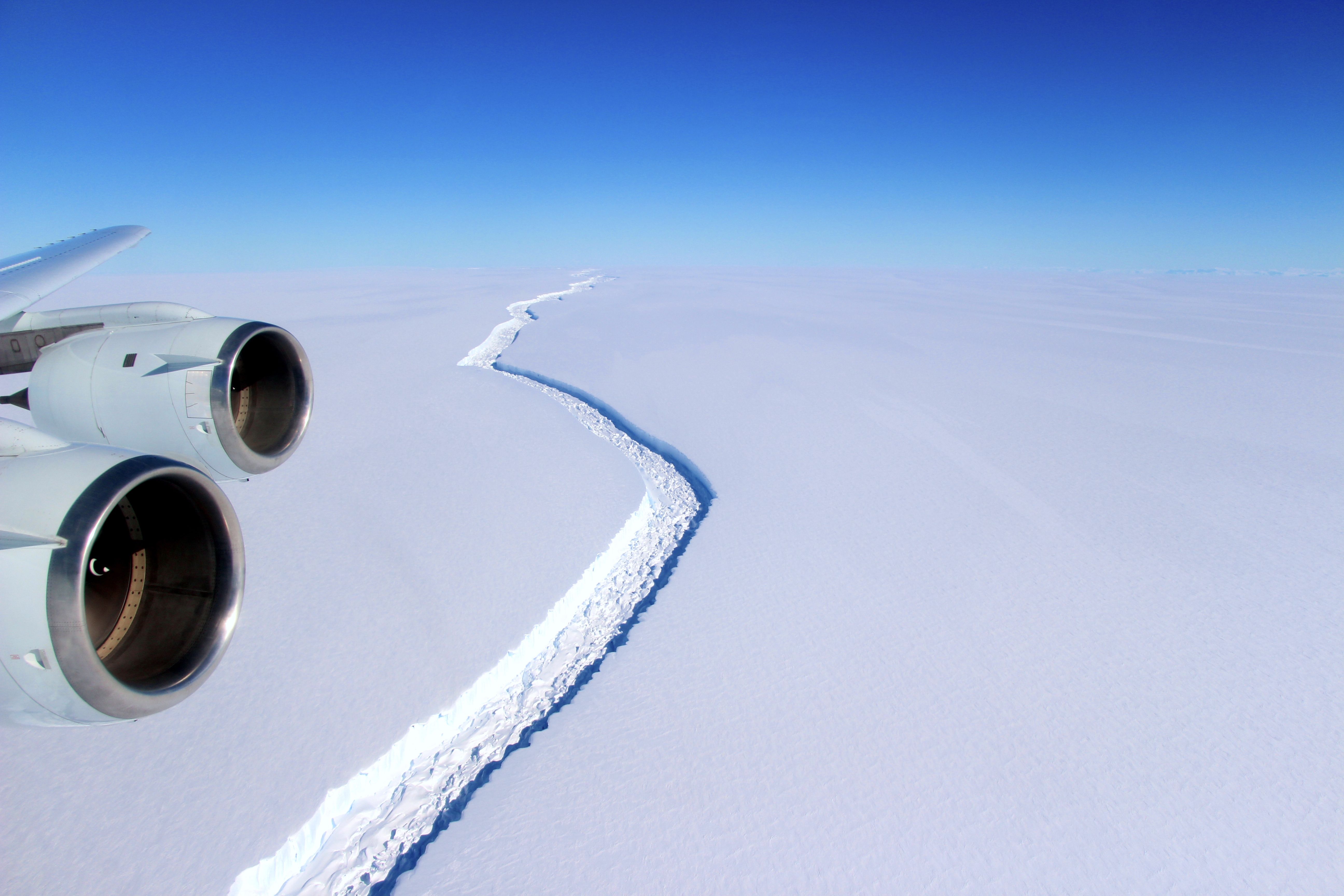 Un des plus gros icebergs jamais vus s’est détaché de l’Antarctique 