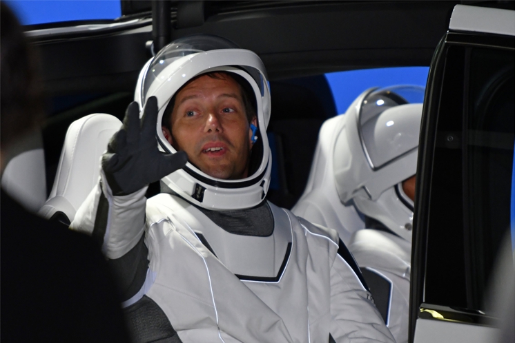 VIDÉO | Après un lancement réussi, la capsule de SpaceX va s’arrimer à la Station spatiale internationale 