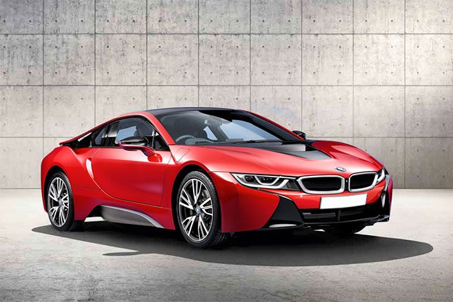 BMW i8 : plus de puissance et d’autonomie en 2017