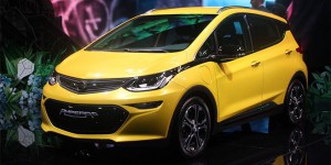 Ampera-e : les ambitions d’Opel expliquées en vidéo par Thierry Genetay, Directeur Marketing