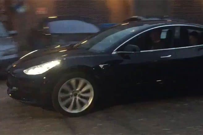 Tesla Model 3 : première vidéo de la « release candidate »