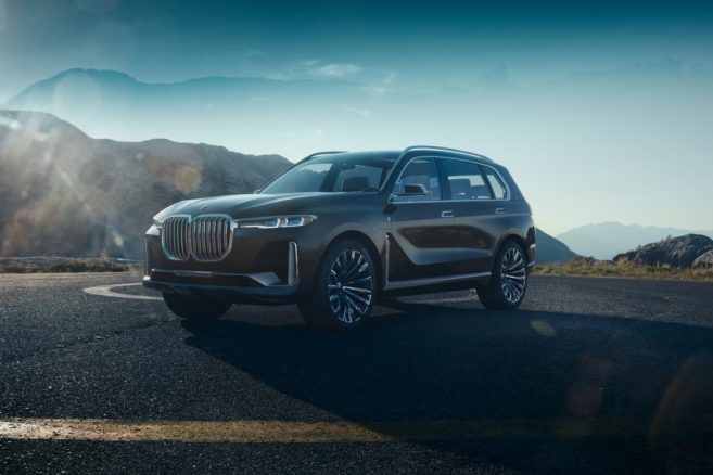 BMW X7 iPerformance : un SUV hybride rechargeable pour Francfort