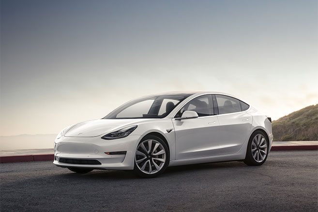 Retard de la Model 3 : Tesla pointe du doigt ses fournisseurs
