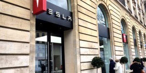 Tesla inaugure son nouveau showroom à Paris