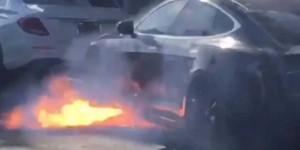 Une Tesla Model S prend feu sans raison apparente