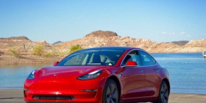 La Tesla Model 3 obtient 5 étoiles au crash-test de la NHTSA