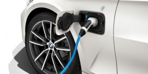 BMW veut « forcer » le mode électrique de ses voitures hybrides en ville