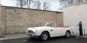 Aston Martin : Conversion électrique réversible des anciennes voitures