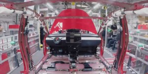La production de la Tesla Model 3 en vidéo